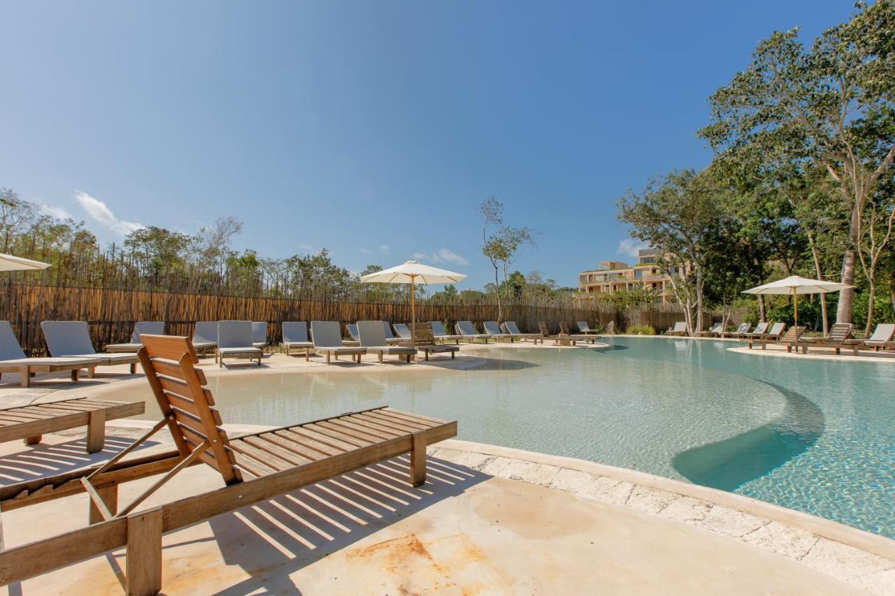Lumina At The Village Luxury Residences In Corasol بلايا ديل كارمن المظهر الخارجي الصورة