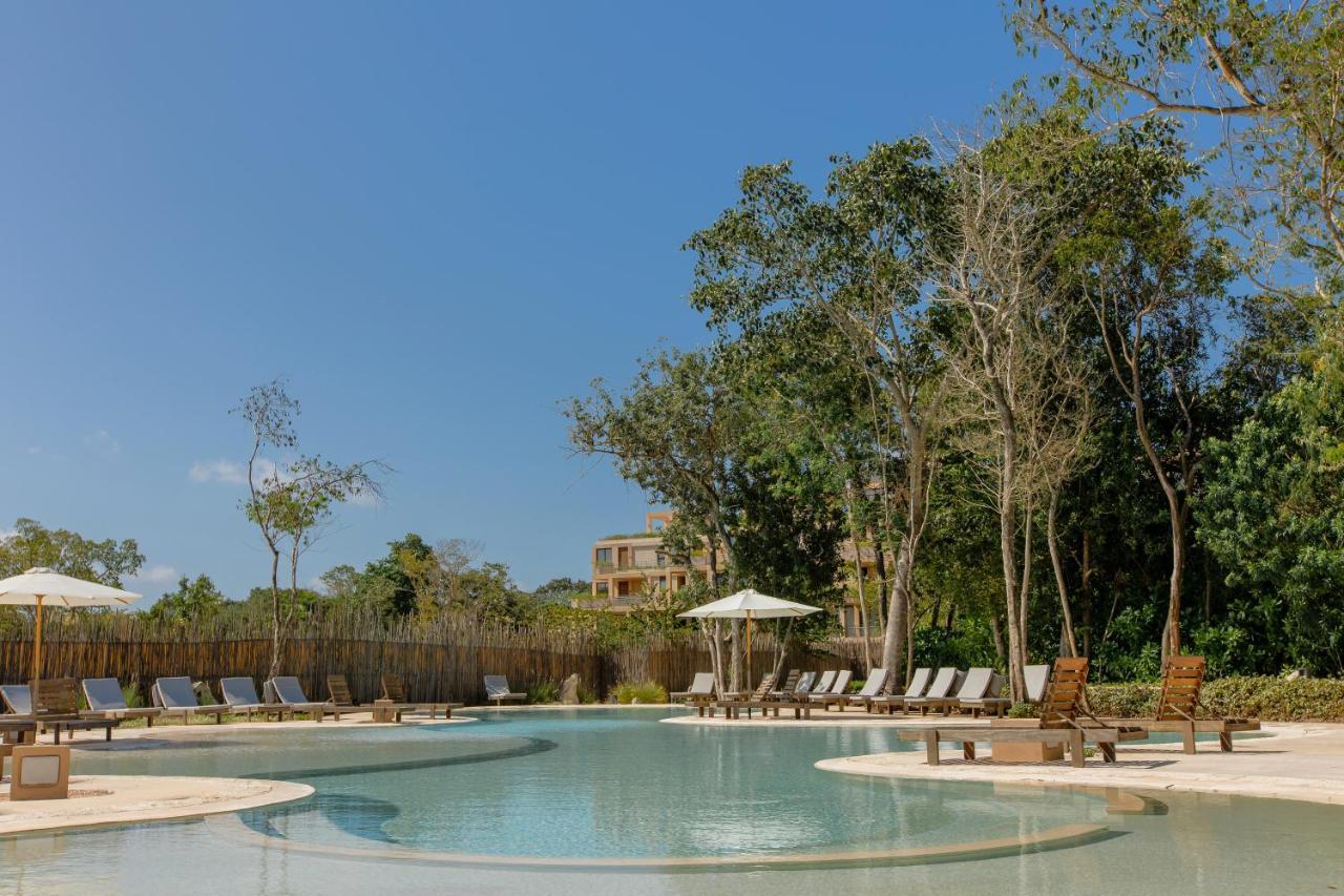 Lumina At The Village Luxury Residences In Corasol بلايا ديل كارمن المظهر الخارجي الصورة