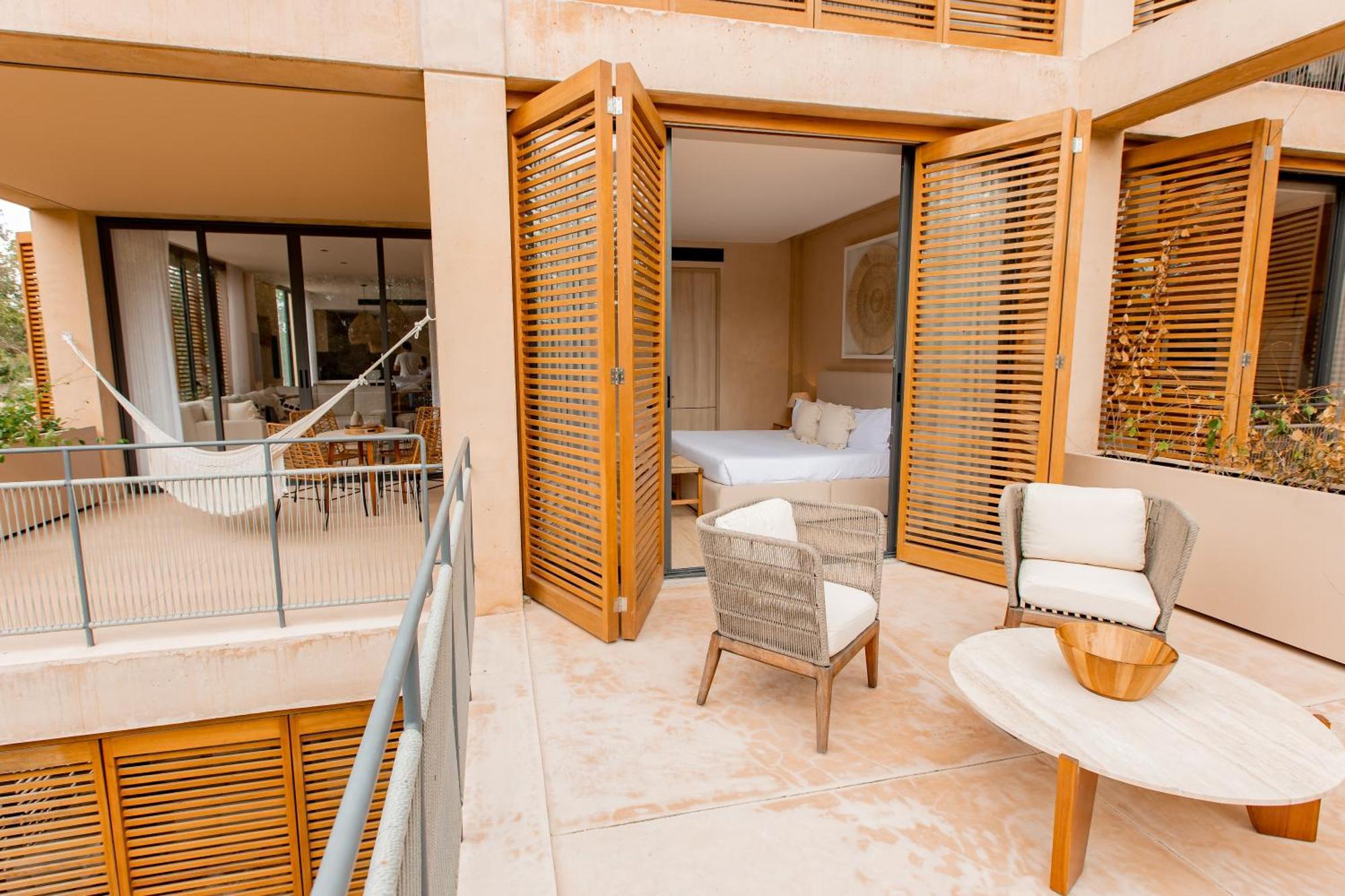 Lumina At The Village Luxury Residences In Corasol بلايا ديل كارمن الغرفة الصورة